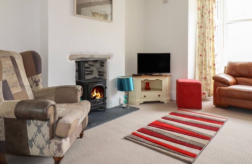Delabole House | HOPE COTTAGE, pet friendly, with open fire in Delabole