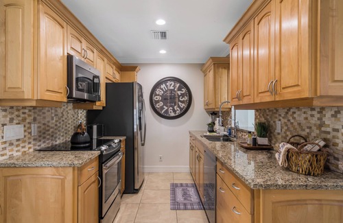 Sarasota Springs House | Hope Haven Cheerful 3/2 with Heated Private Pool