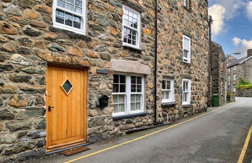 Dolgellau House | Hope House (Ty-Gobaith)