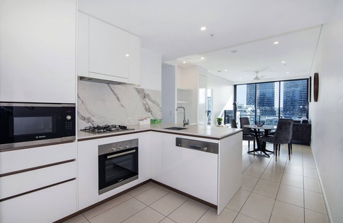 South Brisbane Apartment | Hope Street Apartments by CLLIX