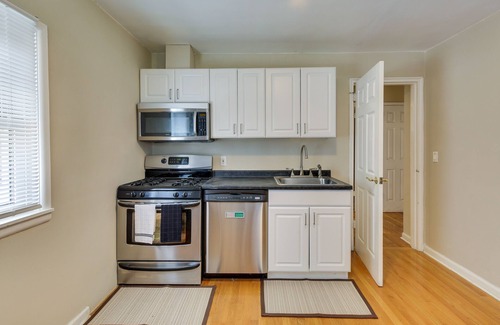 Hopewell Junction Apartment | Hopewell Junction Escape w/ Smart TV!