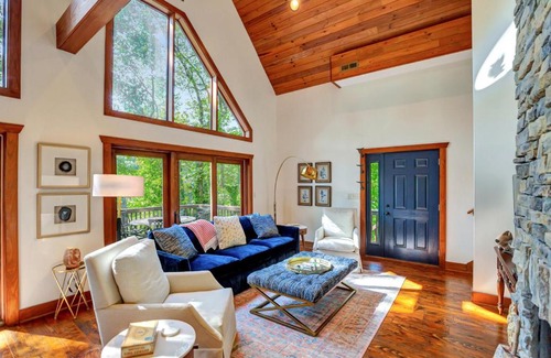 Townville House | Hopkins Rd