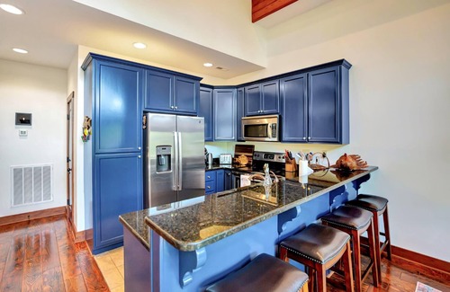 Townville House | Hopkins Road Chalet on Hartwell