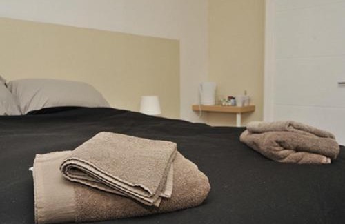 Whickham House | Hoppers Cottage Guest House