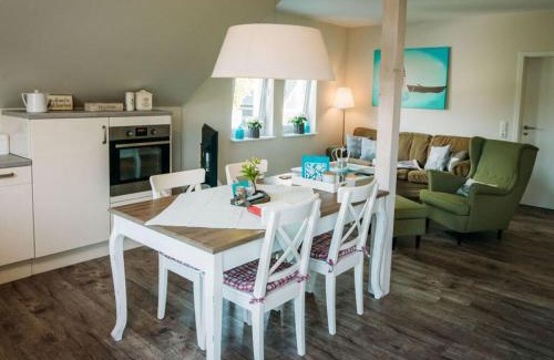 Schonberger Strand House | Hoppetosse Comfortable holiday residence