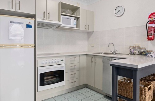 Jindabyne Apartment | Horizons 407, Resting on the shores of Lake Jindabyne