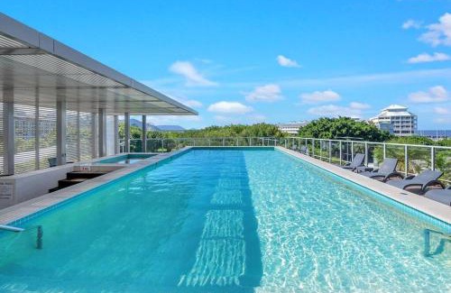 Cairns Central Business District Apartment | Horizons at Harbour Lights - Tropical Poolside Flair