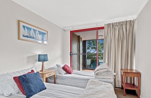 Salamander Bay Apartment | Horizons Golf Club, Unit 10, St Andrews