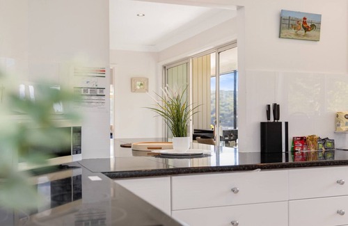 Hardys Bay House | Horizons on Heath Hardys Bay
