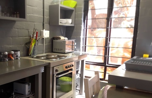 Hemel En Aarde House | Hornbill House
