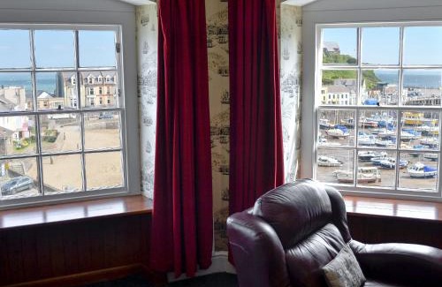Hele House | Hornblower - Hddv