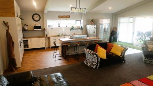 Horotiu House | Horotiu Homestead Hamilton Large Group & Event Hire NZ