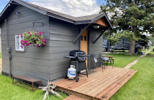 Rapid City Cabin | Horse Creek - Tiny Cabin 9