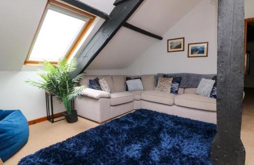 Hartland House | Horseshoe Cottage