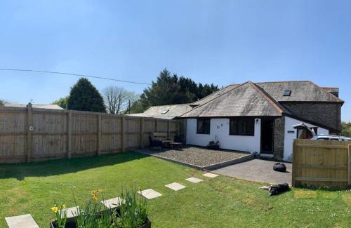 Looe House | Horseshoe Cottage