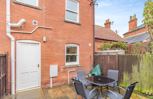 Wainfleet All Saints House | Horseshoe Cottage