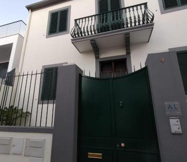 Old Town Apartment | Hortasol A