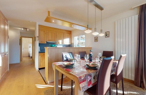 Veysonnaz Apartment | Hortensia H 023 - VIEW & MOUNTAIN apartment 6 pers