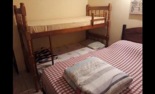 Ilha das Cobras House | Hospedagem domiciliar Casa Amarela Paraty