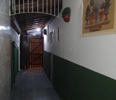 Mirim House | Hospedagem Primeira Quadra da Praia