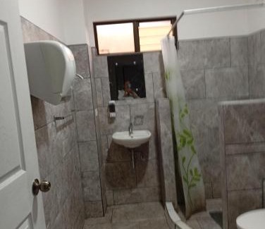 Santa Ana House | Hospedaje Adrianita