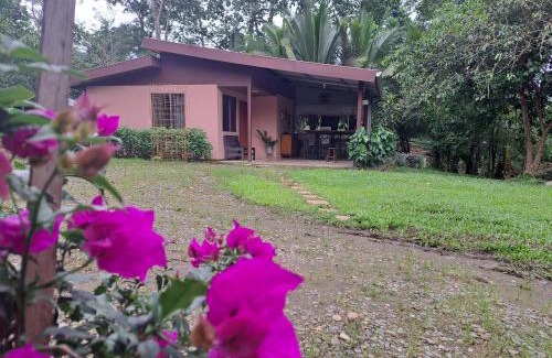 Pejibaye Bed & Breakfast | Hospedaje Luis & Ana