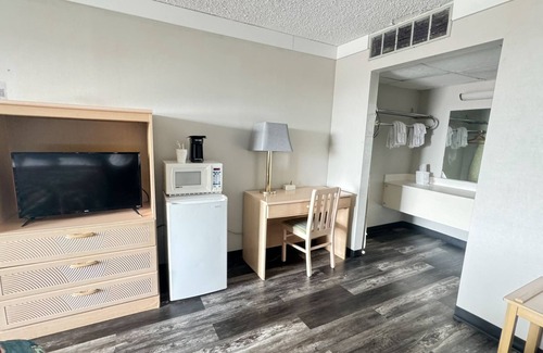 Union City Hotel | Hospitality House Union City I 69/US 51