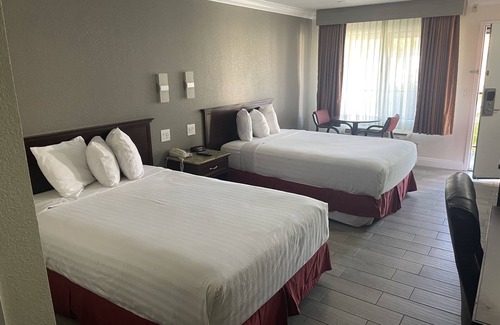 San Bernardino Hotel | Hospitality Inn San Bernardino/Redlands