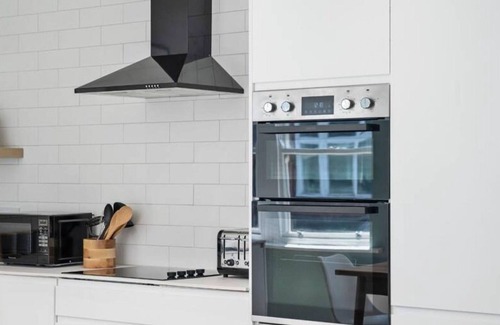Sefton Park Apartment | Host Apartments Lark Lane Hideaway