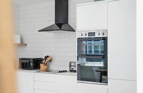 Sefton Park Apartment | Host Apartments Lark Lane Hideaway