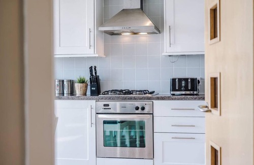 Liverpool Apartment | Host Apartments Marina View Penthouse