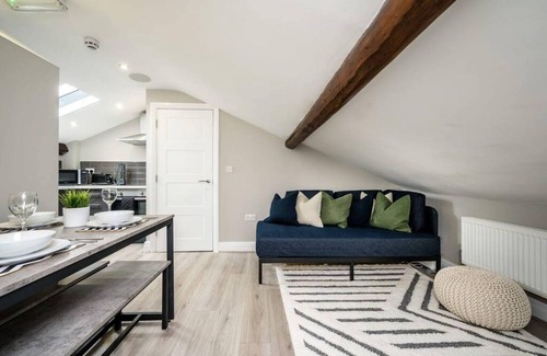 Georgian Quarter Apartment | Host Apartments Picasso s Place III