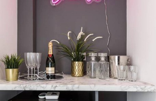 RopeWalks Apartment | Host Apartments Seel St Townhouse Apt I