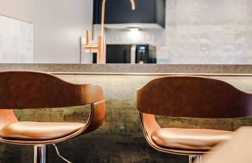 Hope Street House | Host Apartments The Pilgrim Coach House II