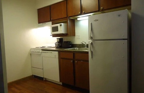 Wilkes-Barre Hotel | Host Inn All Suites