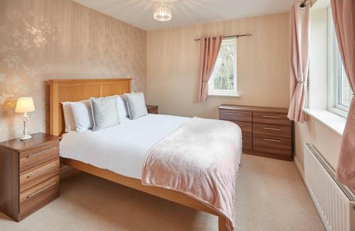 Honley House | Host & Stay - 57 Woodland View