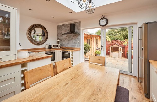 Saltburn-by-the-Sea Apartment | Host Stay Bankside Cottage