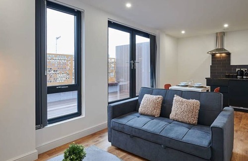 RopeWalks Apartment | Host & Stay Balcony Room, Sevenstay Apartments