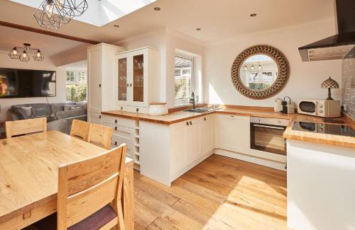 Saltburn-by-the-Sea House | Host & Stay - Bankside Cottage