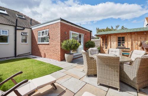 Saltburn-by-the-Sea House | Host & Stay - Bankside Cottage