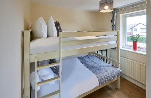 Middlesbrough House | Host & Stay - Beatrice Little Duckling