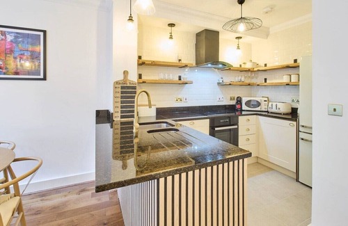 Canterbury Apartment | Host & Stay | Bellflower Mews