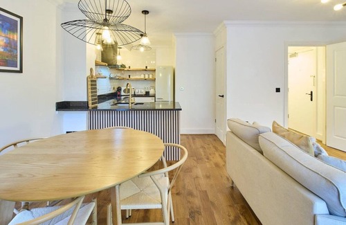 Canterbury Apartment | Host & Stay | Bellflower Mews