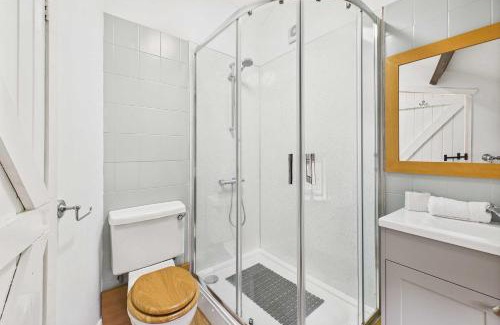 Rothbury House | Host & Stay - Brackenrigg Cottage