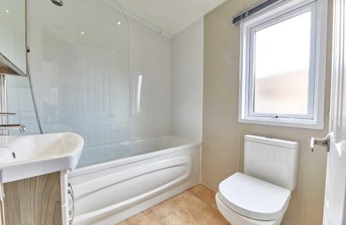 Morpeth House | Host & Stay - Butterfly Lodge
