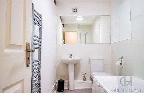 Bewdley Apartment | Host & Stay - Chandan Court Apartment