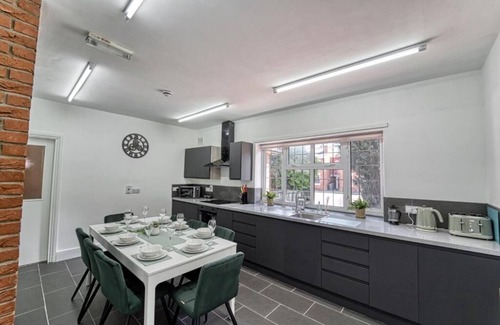 Kidderminster House | Host & Stay | Chester House Retreat