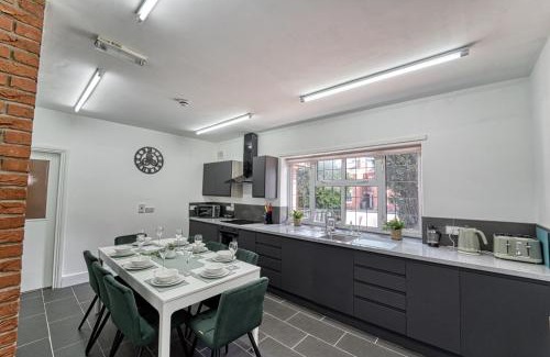 Kidderminster House | Host & Stay - Chester House Retreat
