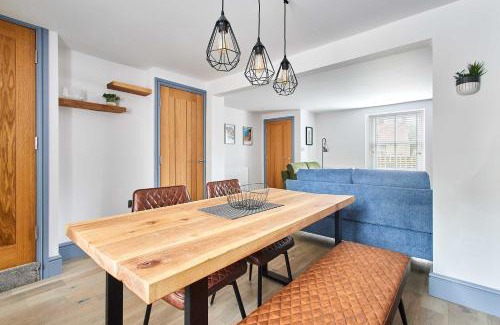 Thornton Dale House | Host & Stay - Damson Cottage