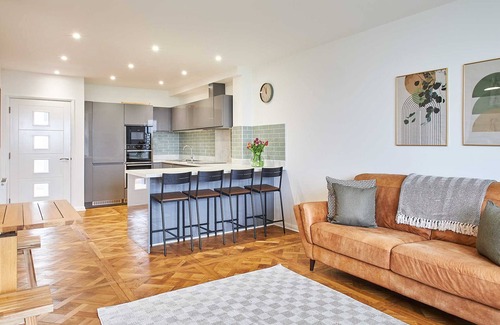 Whitley Bay House | Host Stay Empress Point